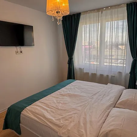 Venus At Coresi Mall Apartman *